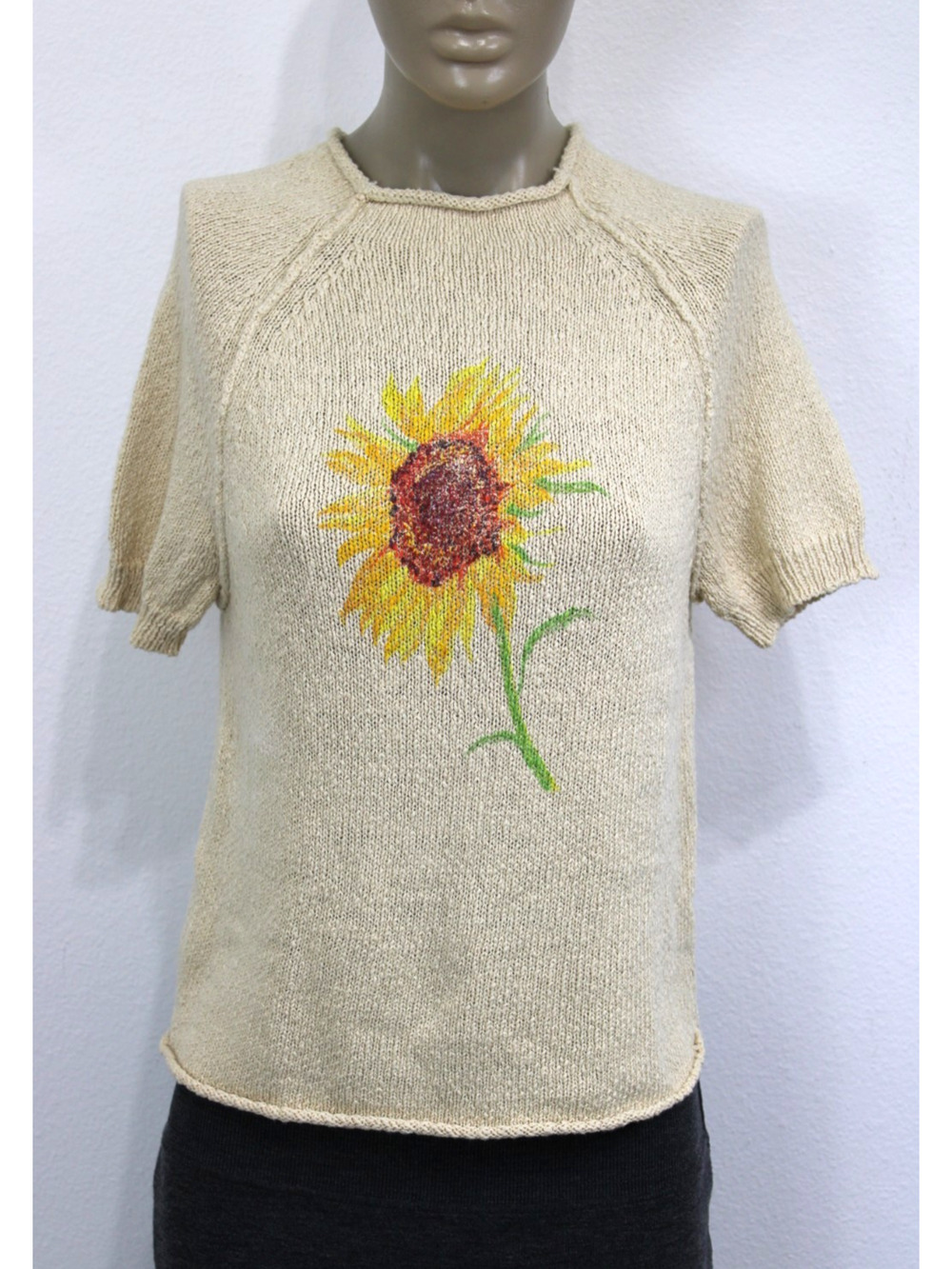 Pilcro Anthropologie Cream Sunflower Graphic Short Sleeve Knit Sweater Size XS